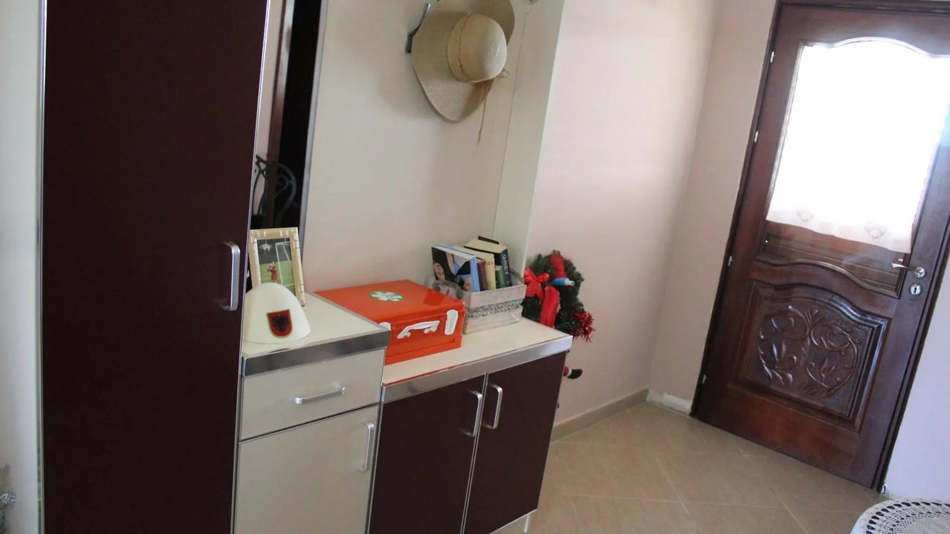 Villa Panorama Ishem دراس بيت للعطل
