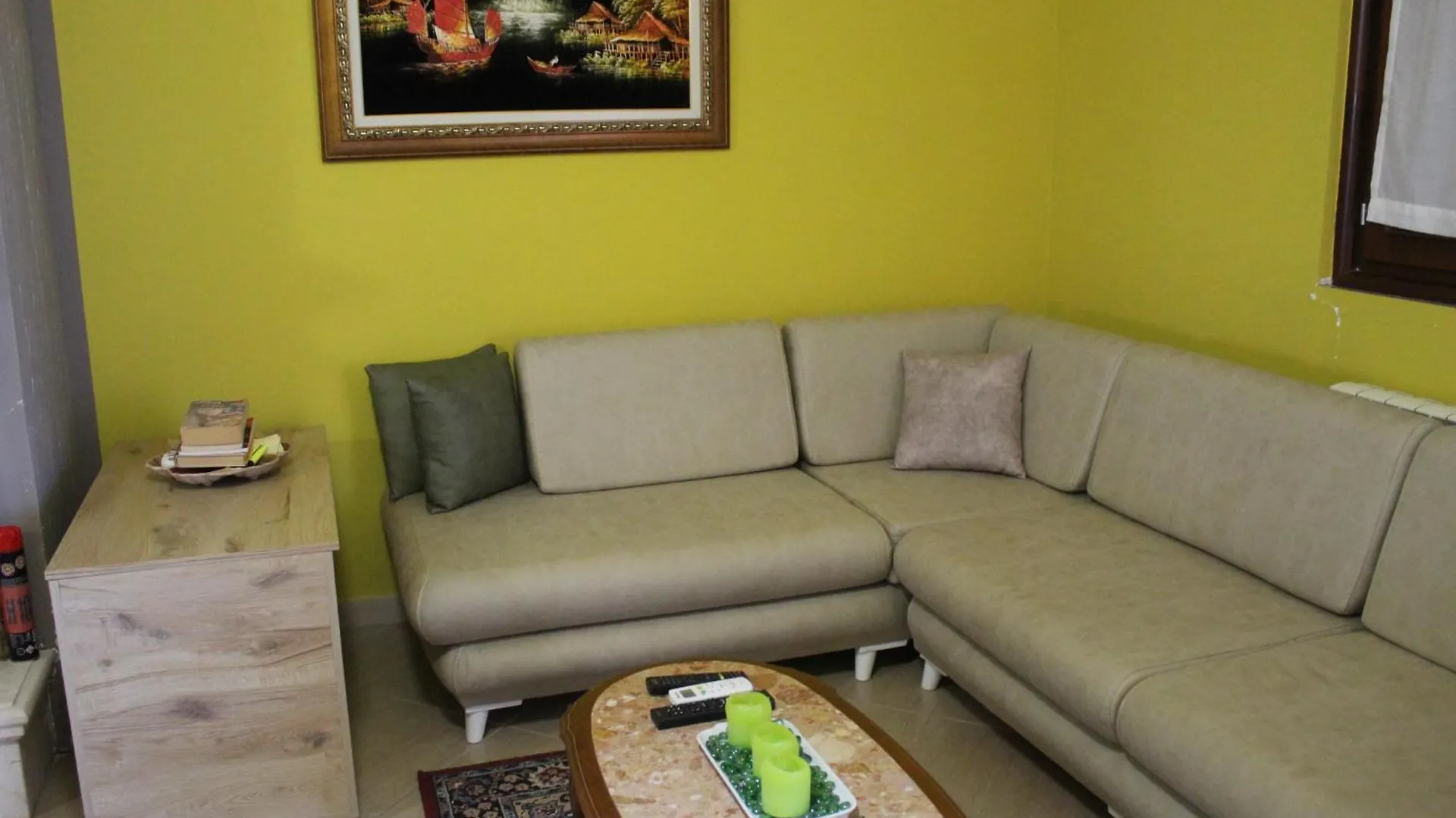 Villa Panorama Ishem دراس بيت للعطل